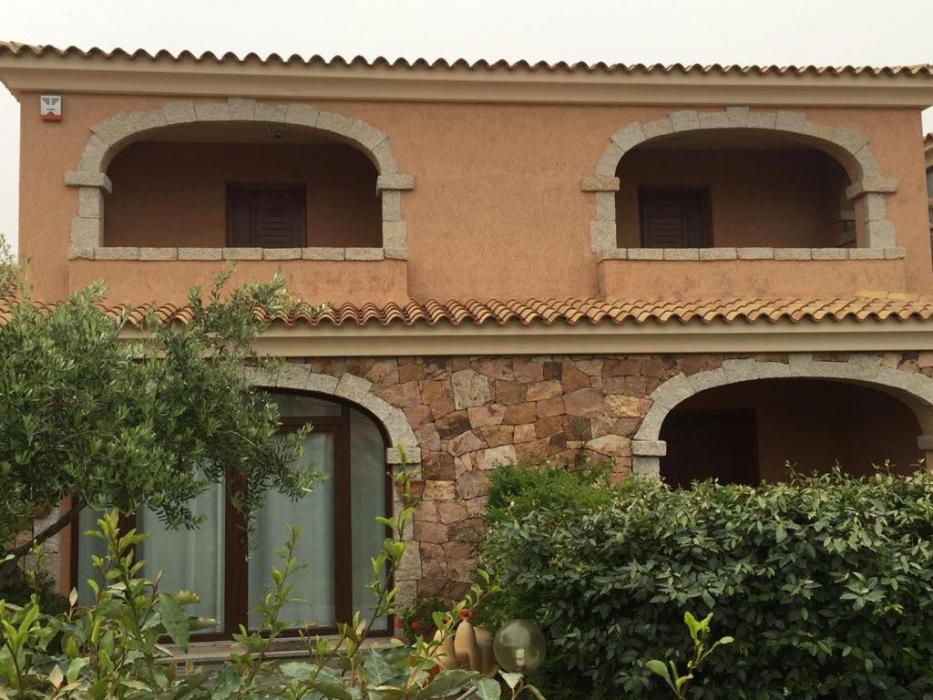 Villetta Il Corallo San Teodoro  Eksteriør billede