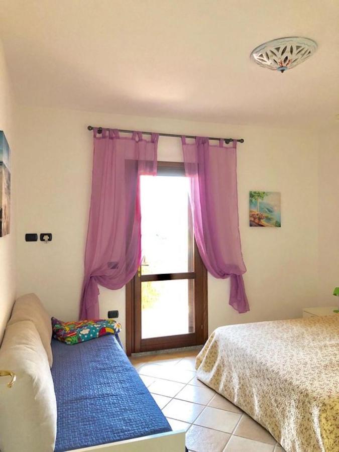 Villetta Il Corallo San Teodoro  Eksteriør billede